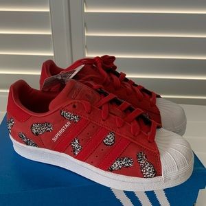 New Adidas Superstar pineapple shoes 5.5 5 1/2‎
